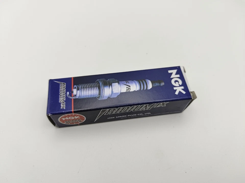 Bujías para ngk TR5IX 7397 - Juego de 8 para Audi Quattro (1990-1991) Foto 3 de 4