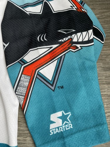 Camiseta deportiva de hockey de los tiburones de San José de colección de la NHL fanimación estampada XL ¡como nueva! - Imagen 4 de 4