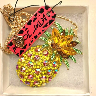 Betsy Johnson Large Gold Tone Rhinestone Light Green Leafs Pineapple Pendant