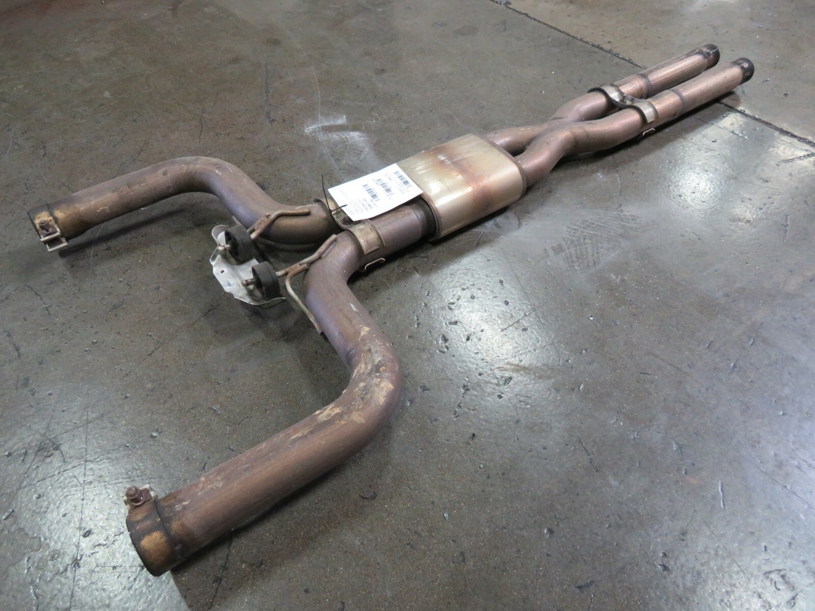 Maserati Quattroporte, Exhaust Cross Pipe, Used, P/N 670009393