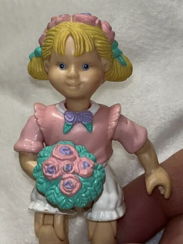 1999 Fisher Price Loving Family Dollhouse Bride Flower Girl Wedding - Picture 3 of 11