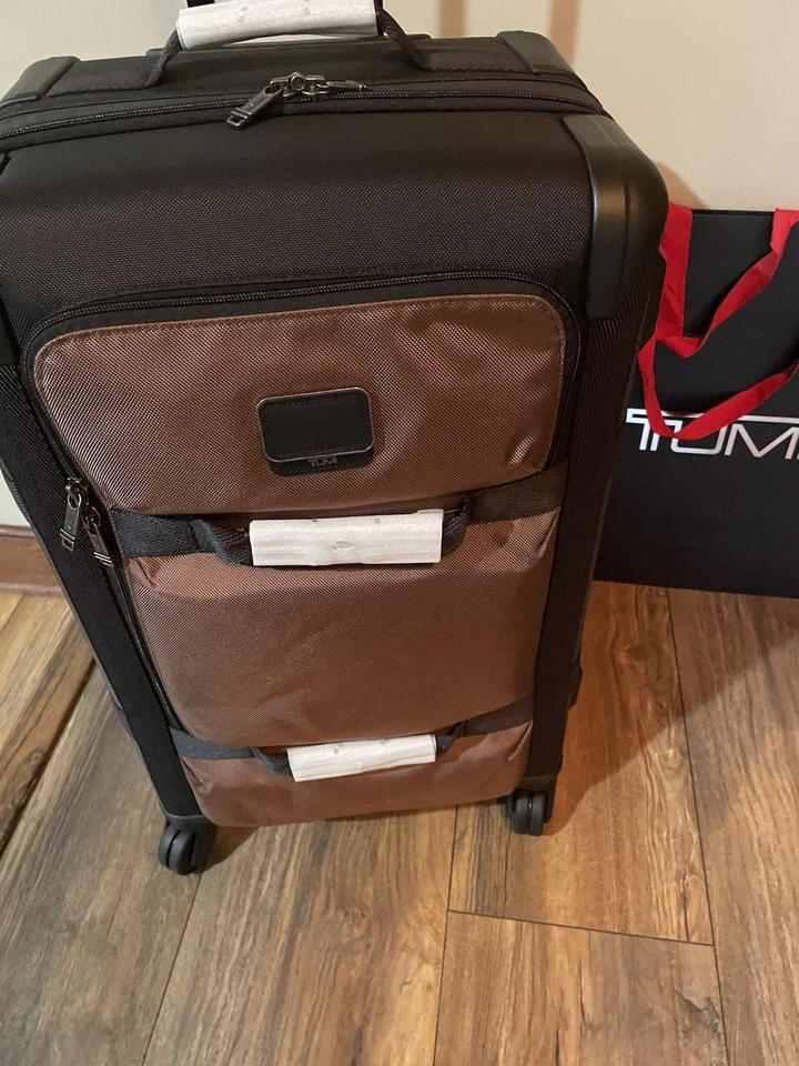 NEW Tumi Lyndon SHORT TRIP Expandable 4 Wheel Packing Suit Case -Copper/Gray - Image 4 of 4
