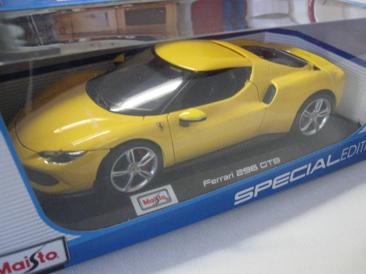 1:18 MAISTO FERRARI 296 GTB DIECAST CAR YELLOW