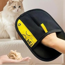 Pet Hair Remover Glove for Cats  Dogs   Reusable Electrostatic Grooming Brush.