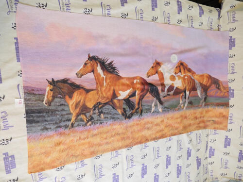 Running Horses Wild Animals Art Work Painting 27×51 Licensed Beach Towel [K21] - Afbeelding 1 van 4