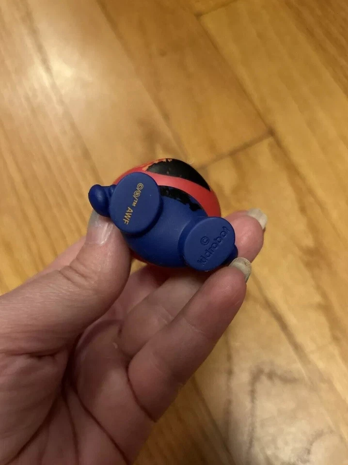 Kidrobot Andy Warhol Dunny Series 2 MAO 3" Mini Vinyl Art Figure Red &Blue - Image 3 of 4