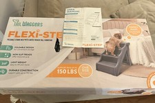 TAIL WAGGERS FLEXI-STEP FOLDABLE PET STEPS 4-STEP DESIGN. Open Box, Not Used