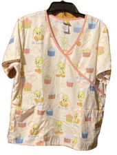 TWEETY BIRD WOMEN  S SHORT SLEEVE V NECK MEDICSL SCRUBS SIZE MEDIUM