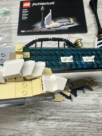 LEGO Architecture Sydney (21032) - COMPLETE with Box & Manual