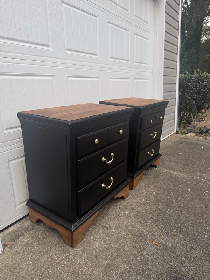 Mesitas de noche / Mesas auxiliares Foto 2 de 4