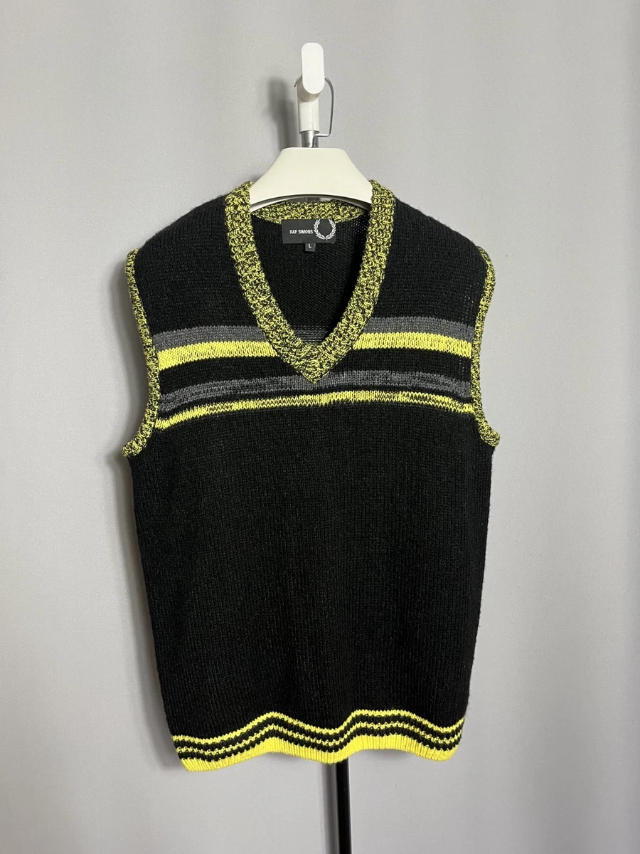 FRED PERRY × BEAMS / 別注 Cable Knit Vest FRED PERRY × BEAMS / 別注 Cable Knit Vest Fred Perry | Men's Club