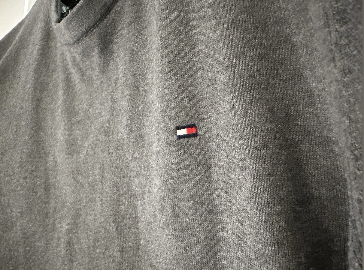 Tommy Hilfiger Grey Essential Crewneck Sweater for Men, Size L image 4