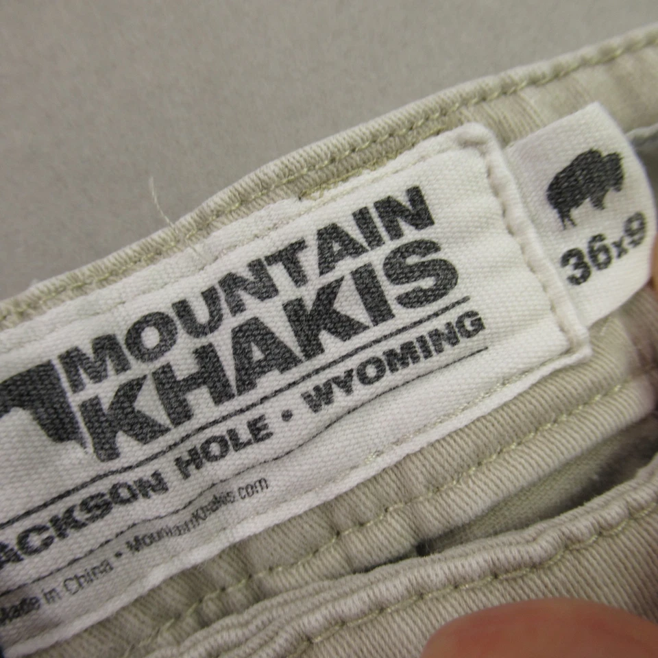 Pantalones Cortos Mountain Khakis Para Hombre 36X9 Bolsillos Carga Calce Clásico Exterior Marfil Foto 3 de 4