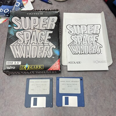 Taito's Super Space Invaders 3.5'' IBM PC Game Domark