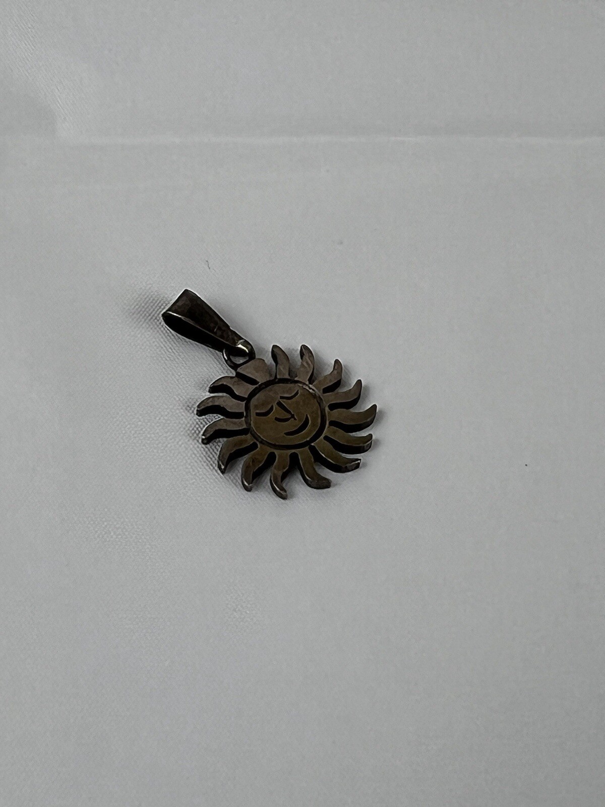 Signed Solid 925 Sterling Silver Smiley Face Sun … - image 4