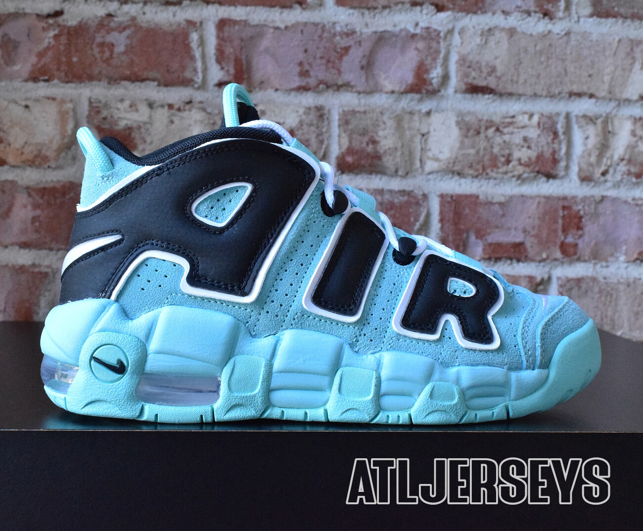 air more uptempo light aqua