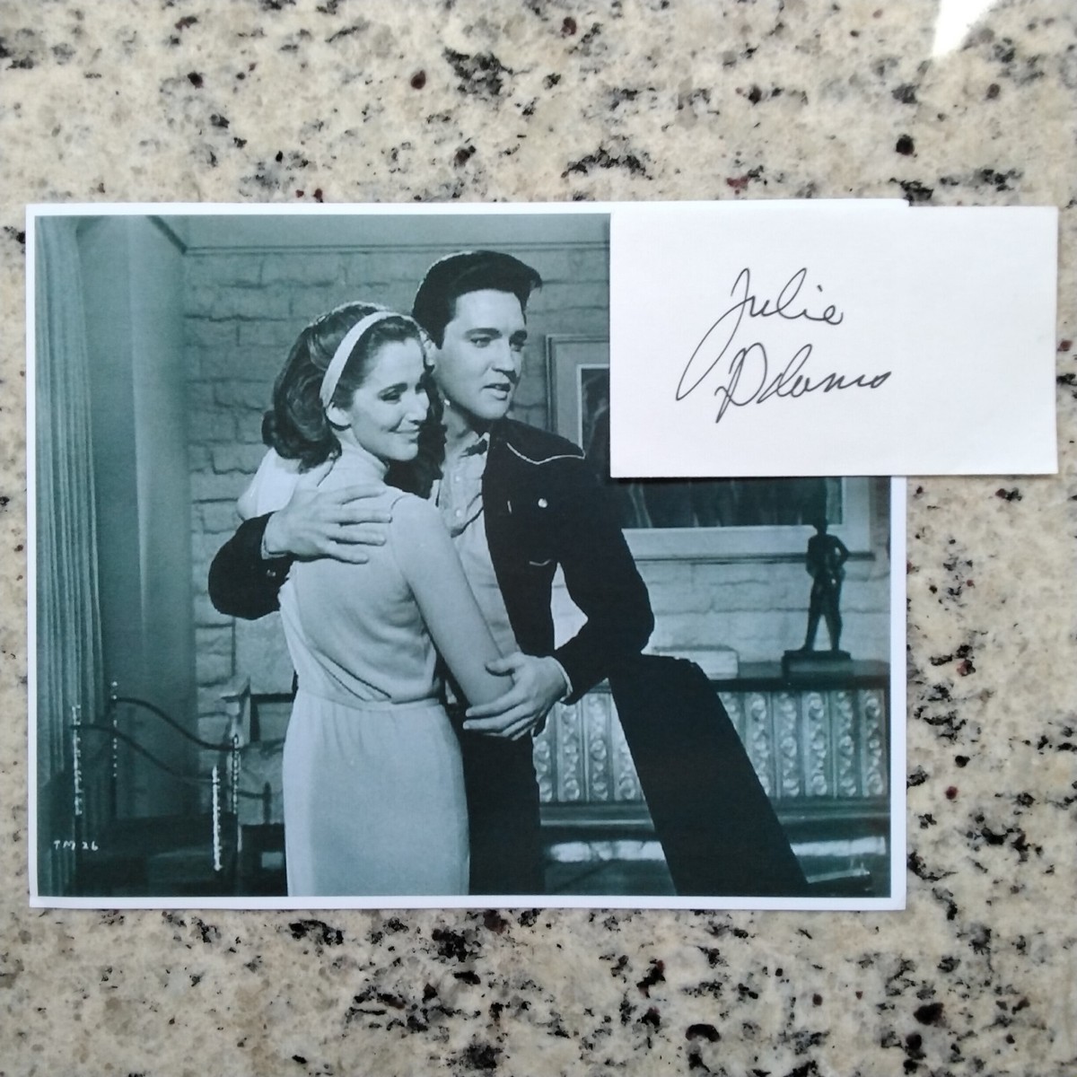 Julie Adams SIGNED Card Photo 50s Movie TV Actress Creature