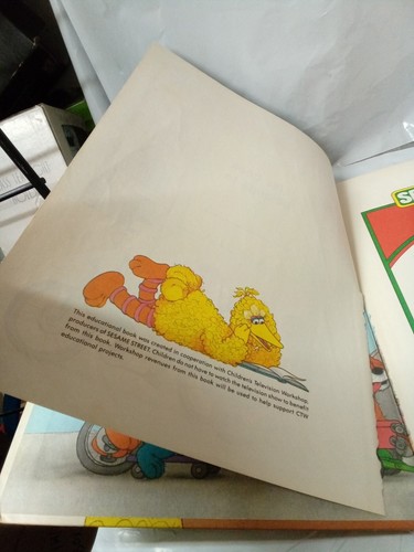 Vintage 1989 On My Way With Sesame Street Vol 1 Hardcover Kid Children Book - Picture 4 of 11