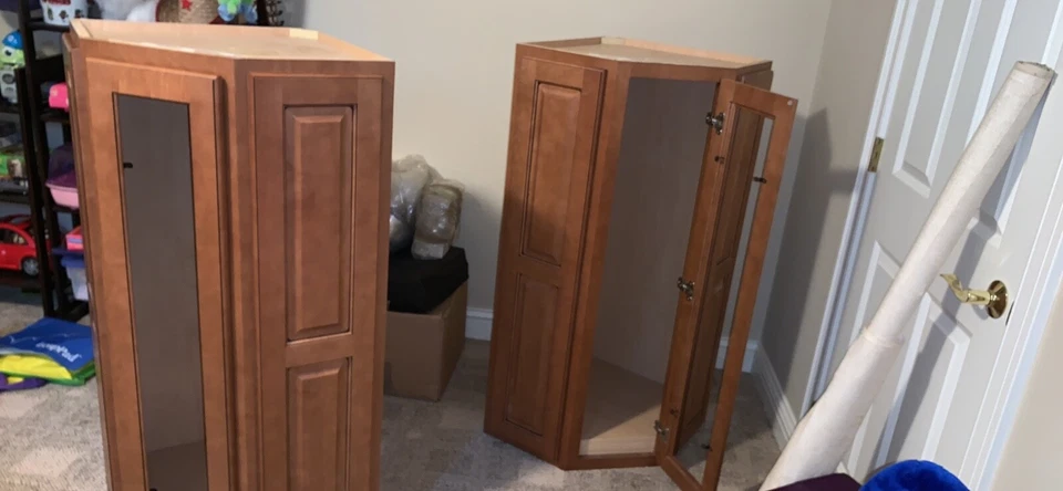 2 armarios esquineros de arce nuevos en color jengibre  Foto 3 de 4