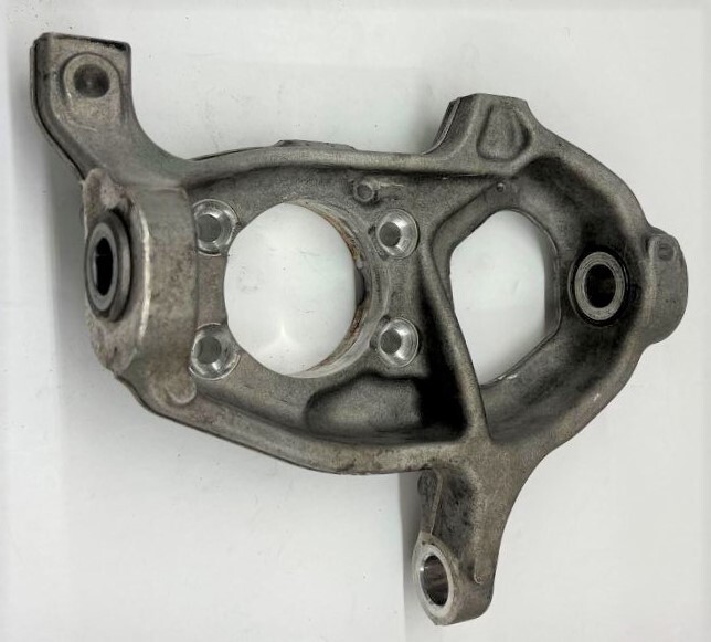 2015 Lamborghini Huracan LP610-4 Front Right Steering Knuckle 4T0407246B OEM A1