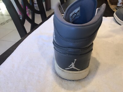 Nike Air Jordan 1 Mid Cool Grey Gray White Size 13 554724  display picture 1