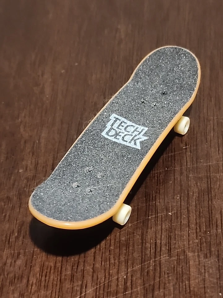 Tech Deck Finger Skateboards Flip Luan Oliveira Skateboarding Fingerboard Toy 4" - Image 2 of 3