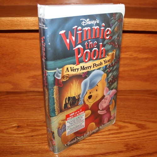 ❤️sealed Disney's Winnie the Pooh - A Very Merry Pooh Year Clam Shell VHS 2002