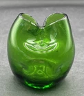 Vintage Small 2" x 2 1/2" Blenko Emerald Green Pinched Art Glass Vase