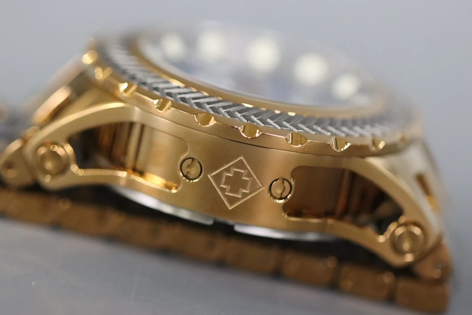 INVICTA Specialty Boy 44mm Stainless Steel Titanium + Khaki Grey dial NH35 - Image 3 of 4