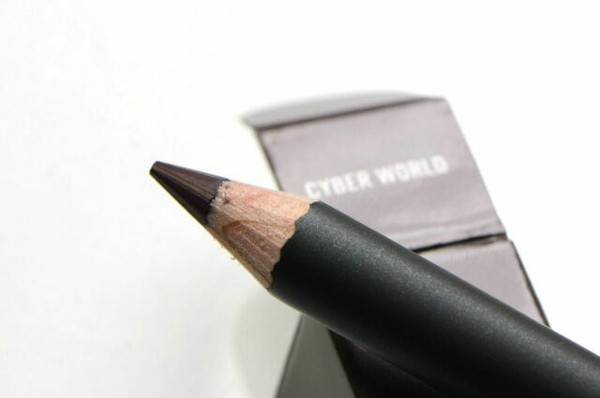 Mac cyber world lip liner dupe