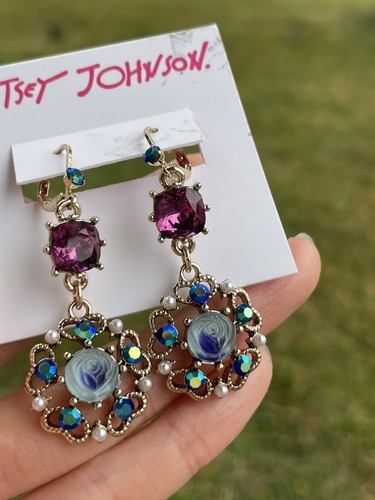Betsey Johnson Carved Flower Medallion & Crystal Gem Drop Earrings Purple - Picture 5 of 11