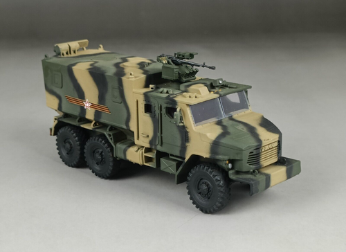 1/72 Built Russian Ural 63704 6x6 Armored Personnel Carrier APC Truck Model - Picture 4 of 9