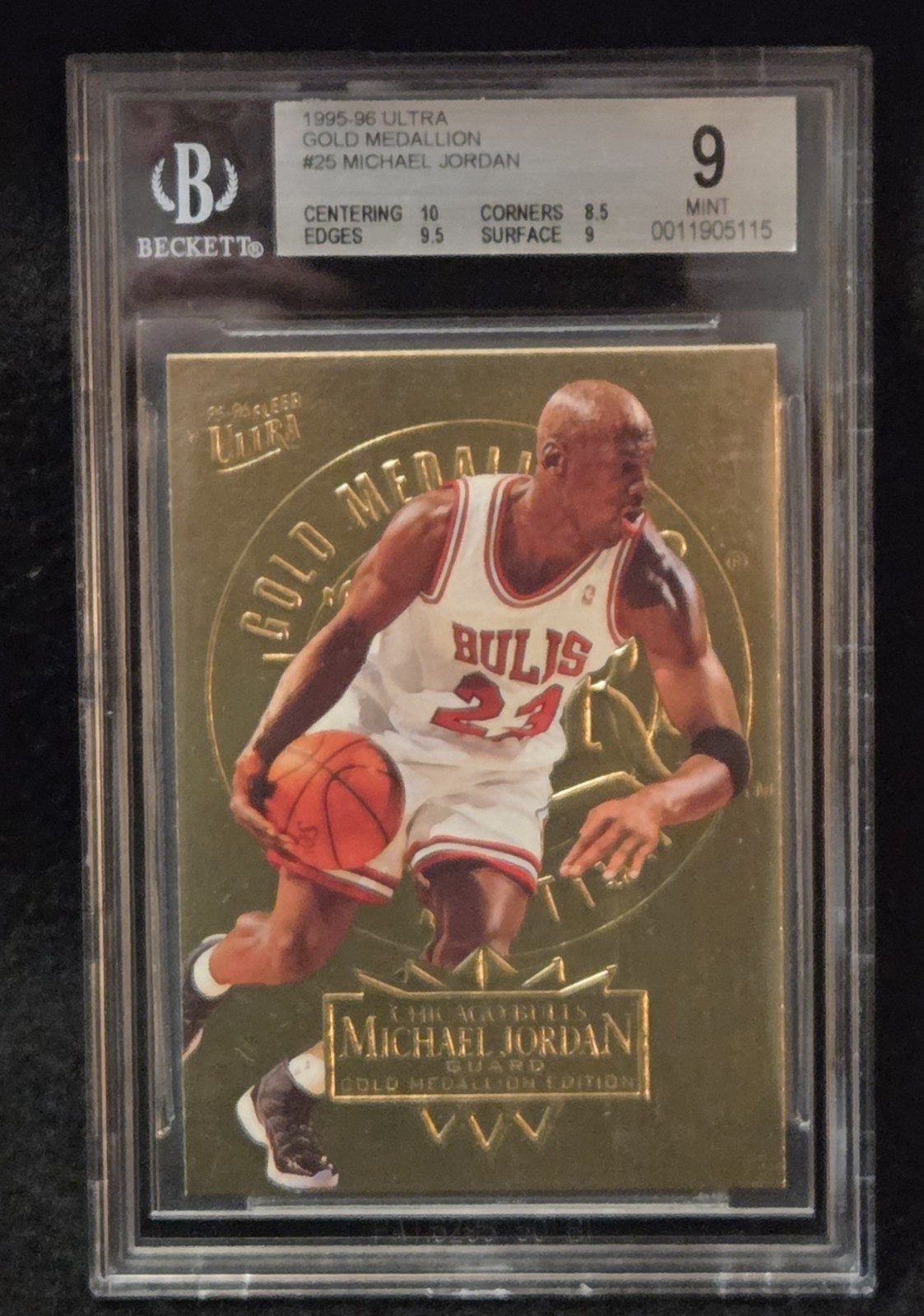 Michael Jordan 1995 Fleer Ultra #25 Gold Medallion Price Guide