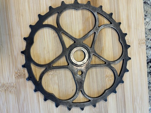 Original Vintage 1940/50s Schwinn Sweetheart 26T Skiptooth Sprocket/Chainring - Picture 6 of 15