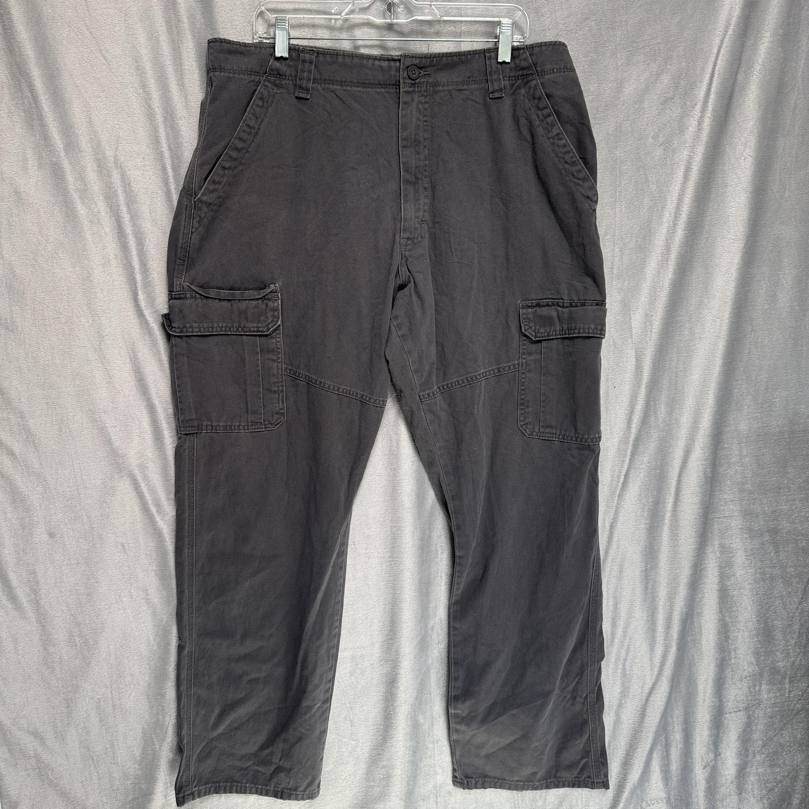 Wrangler Cargo Pants Mens 38x32 Gray Relaxed Fit 100% Cotton Utility
