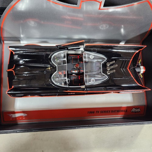 Sealed Hot Wheels Elite 1966 TV Series Batmobile - 1/18 Scale - New - Picture 3 of 3