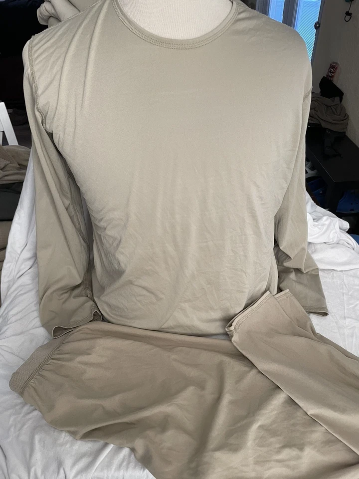 Undershirt + Drawers - Light Weight Cold Weather Large MILLIKEN ECWCS - Image 2 of 4