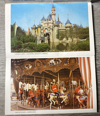 VTG Disneyland Walt Disney Magic Kingdom Postcard Book 26 Colorful