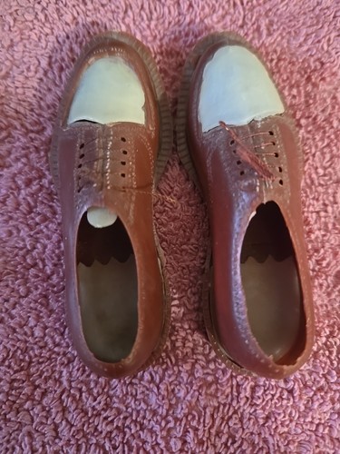 Vintage Hard Plastic Mens Novelty Shoes, 3 1/2" - Picture 5 of 5