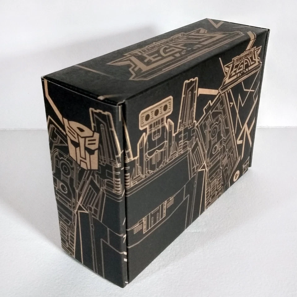 TRANSFORMERS LEGACY: AUTOBOT LIFT-TICKET (GENERATIONS SELECTS). HASBRO (2022) - Imagen 3 de 4