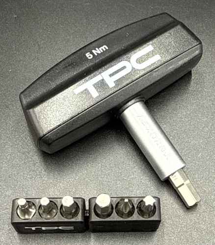 The Pro's Closet by PrestaCycle TorqKey 5nm Preset Torque Wrench with 7 Bits