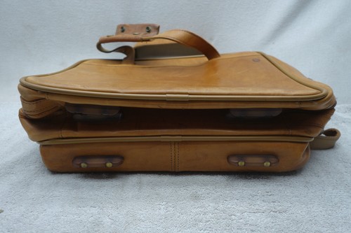 Hartmann Leather Travel Carry On Brown Messenger Leather Laptop - Picture 7 of 10