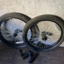 20in Stamp Mongoose Black Alloy BMX Wheel set Rims 3/8 Bolt Axles 4 Pegs Bike