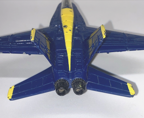1989 Ertl McDonnell Douglas F-18 Hornet Blue Angels US Navy Fighter Jet Airplane - Picture 6 of 8