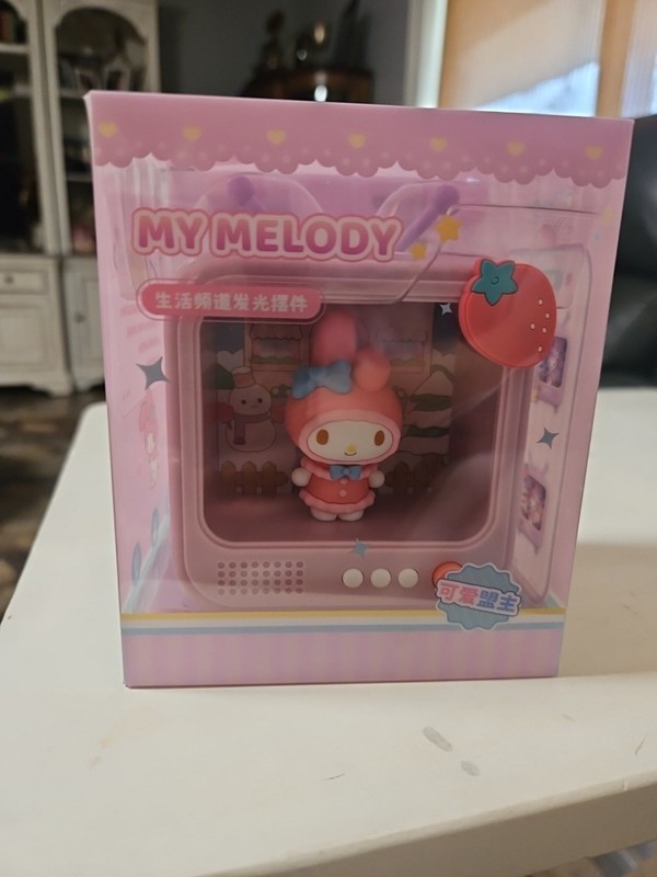 Sanrio Night Light Luminous Lamp Light Up TV Set Kawaii Desktop Ornaments Toys