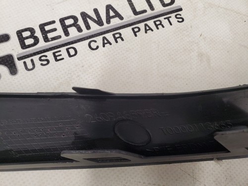 Genuine Renault Clio MK4 2012-2016 Front Left Side Headlight Lower Molding Trim - Picture 3 of 5
