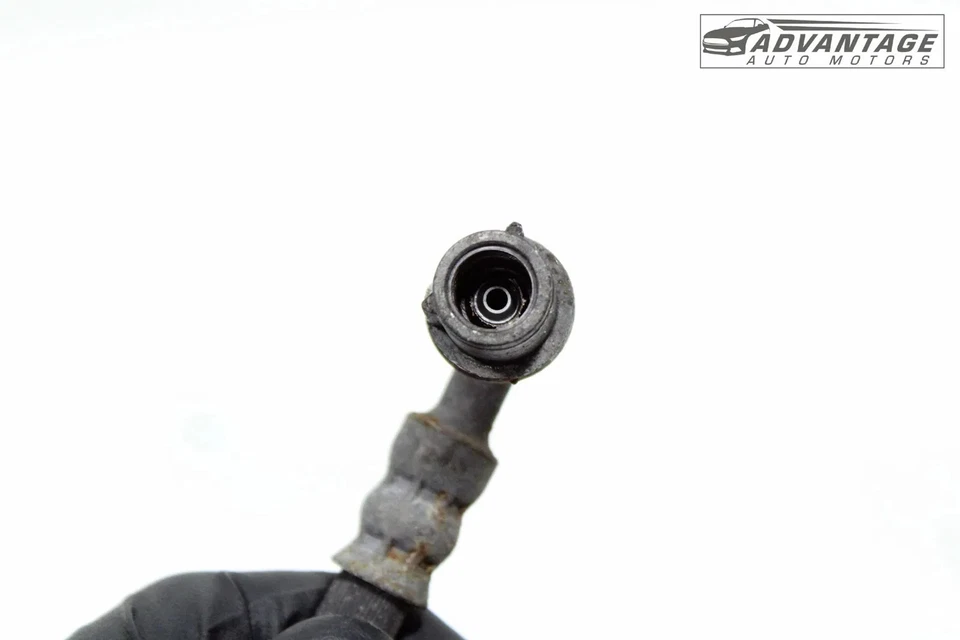 Chevrolet Cruze 2016-2019 tracción delantera pinza de freno trasera derecha manguera tubo OEM Foto 3 de 4