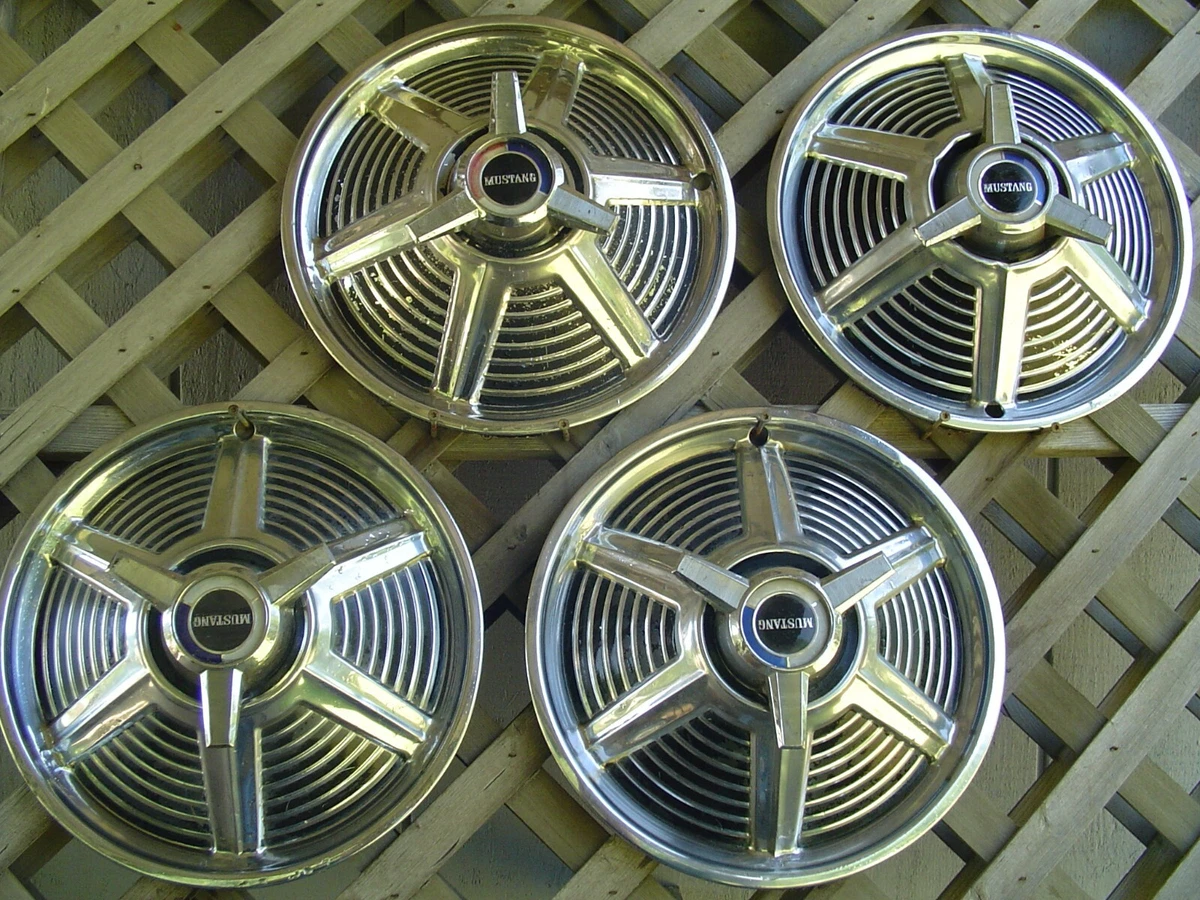 1965 65 FORD MUSTANG FOUR HUBCAPS WHEELCOVERS CENTER CAPS FOMOCO