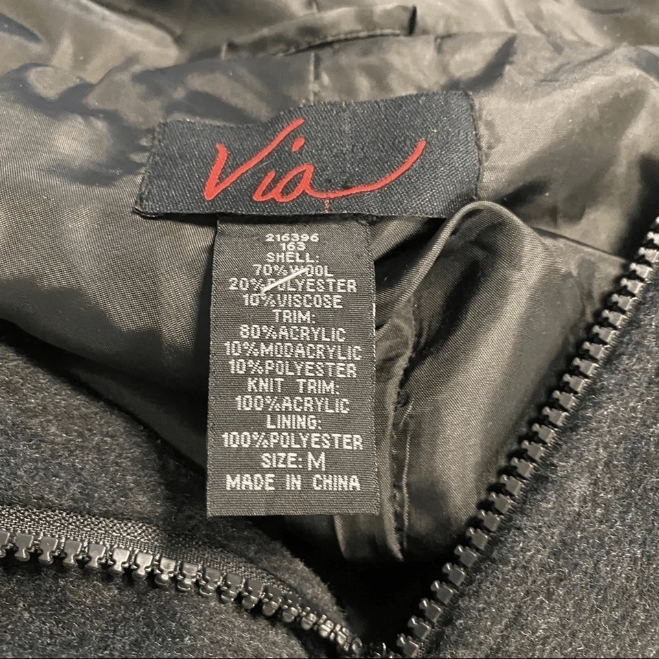 Abrigo Via mezcla lana talla mediana ribete de piel con capucha gris carbón Foto 4 de 4