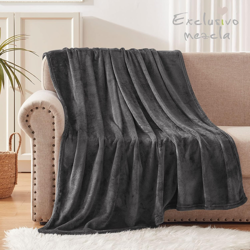 Exclusivo Mezcla Extra Large Fleece Throw Blanket for Couch, Sofa, 300GSM Super - Picture 6 of 12